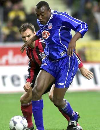 的多头竞争 的多头竞争